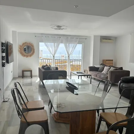 Puerto Banus Duplex Centric Waterfront 3 Bedroom Appartement Marbellac
